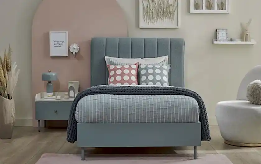 Laila Karyola (100x200 cm)